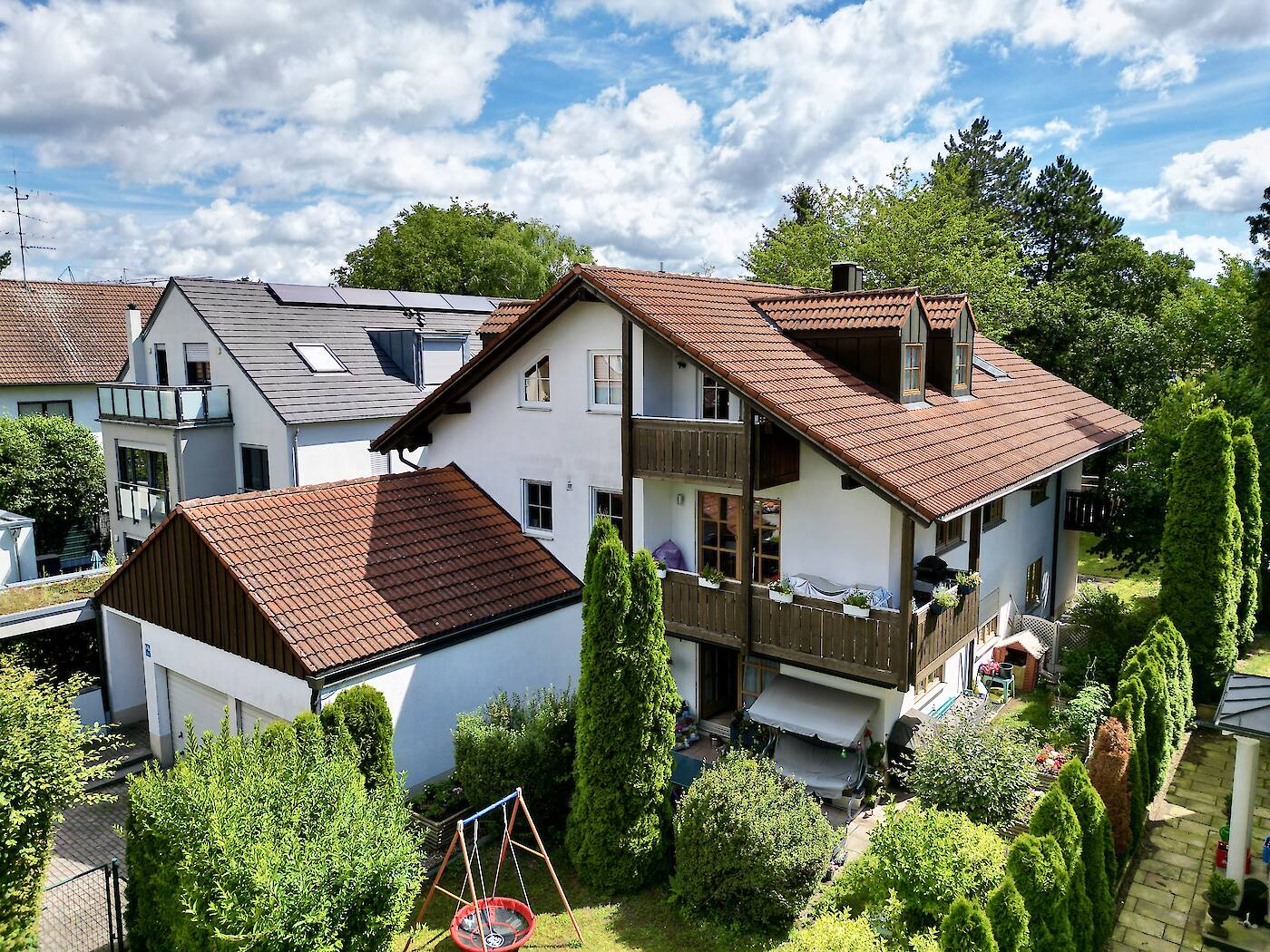 Vierparteienhaus
