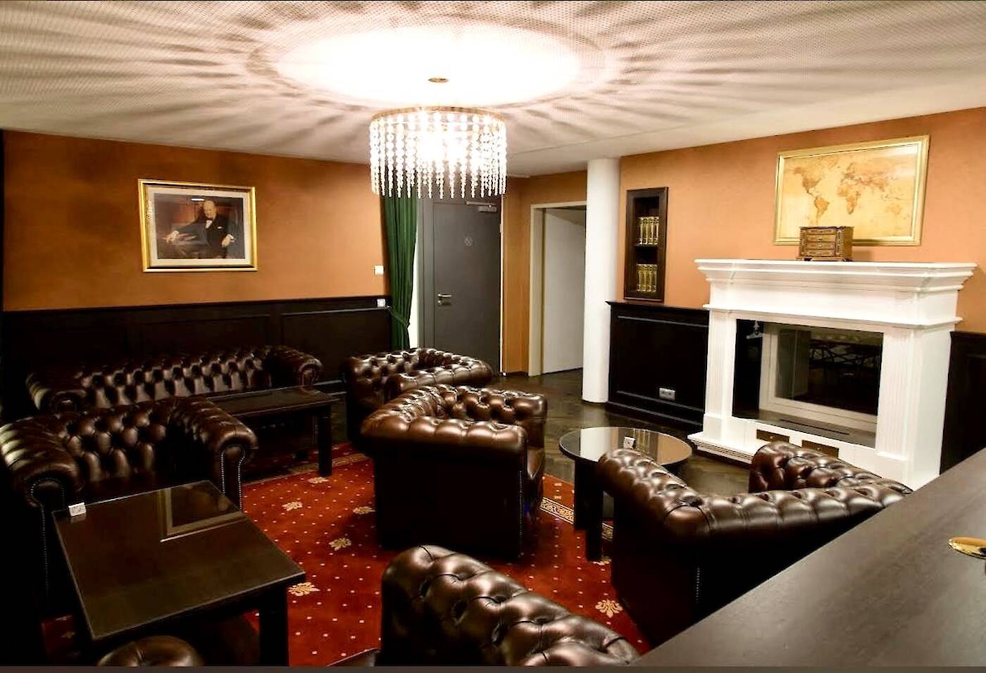 Kaminzimmer
